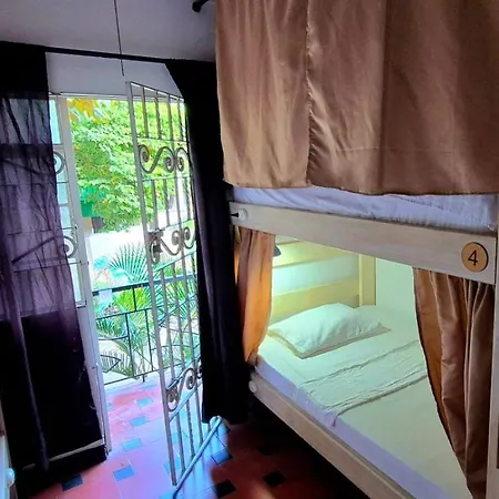 Noah boutique hostels Medellín-2